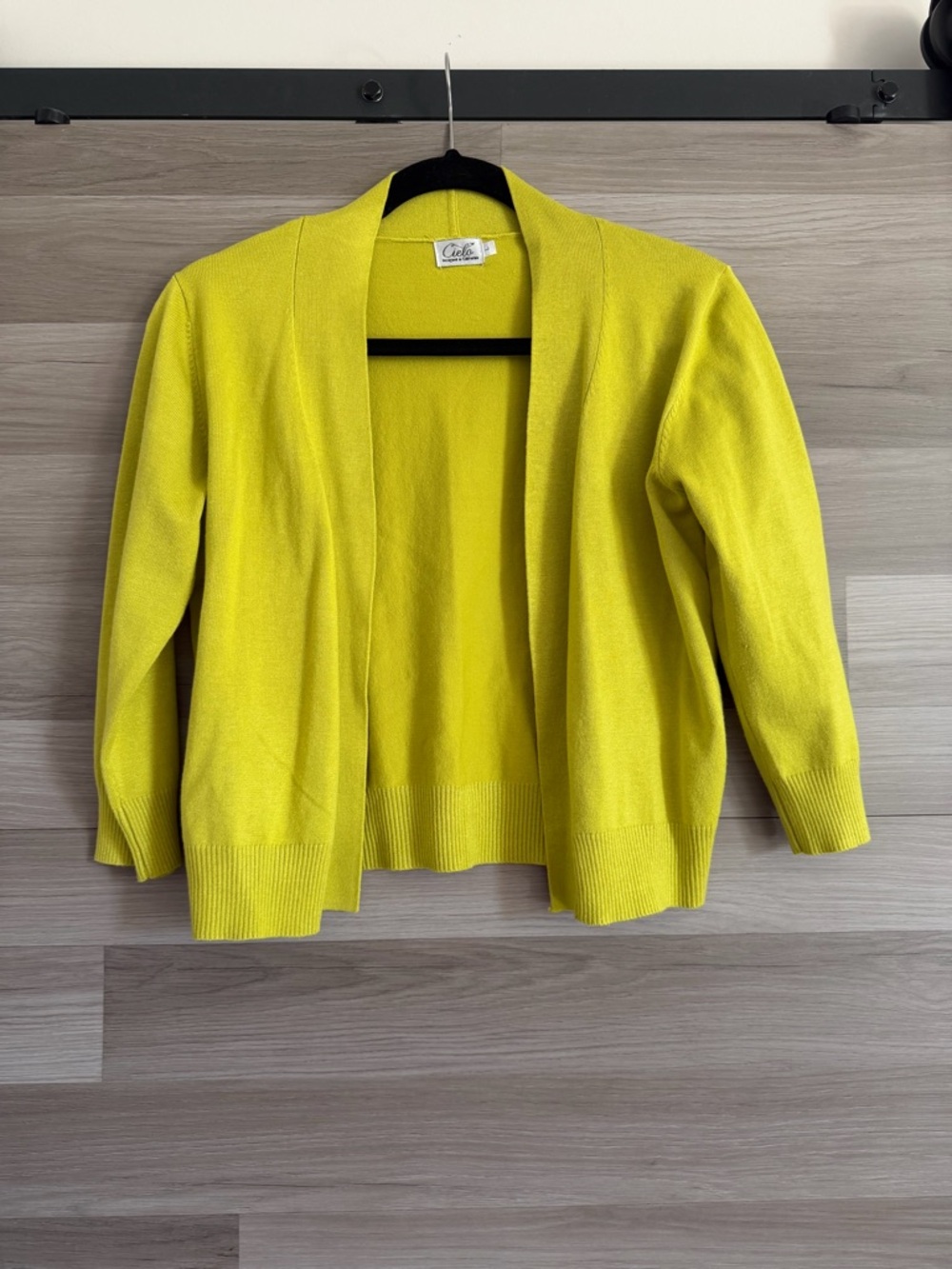 Cielo Lime Green 3/4 Sleeve Open Front Cropped Cardigan, Size L